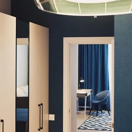 Апартаменти Cozy & New Furnished Flat In Old Town Of *