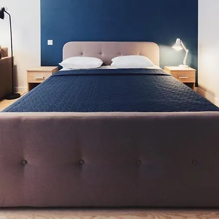 Cozy & New Furnished Flat In Old Town Of Apartment