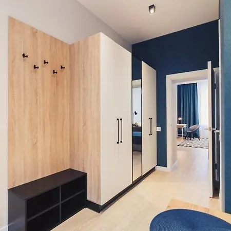 Апартаменти Cozy & New Furnished Flat In Old Town Of *