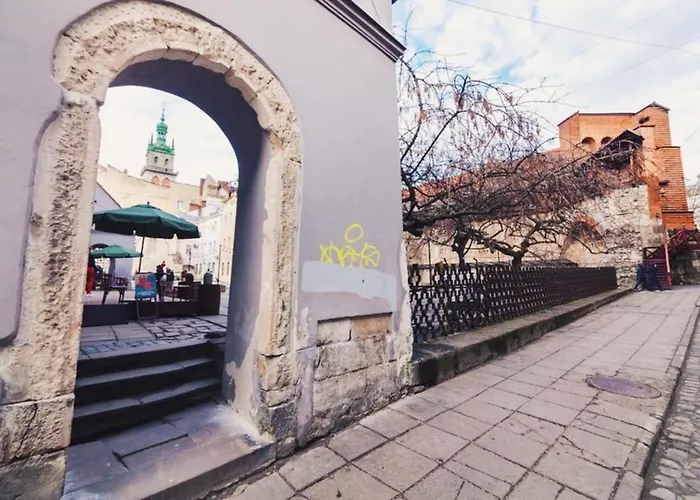 Cozy & New Furnished Flat In Old Town Of Lviv
